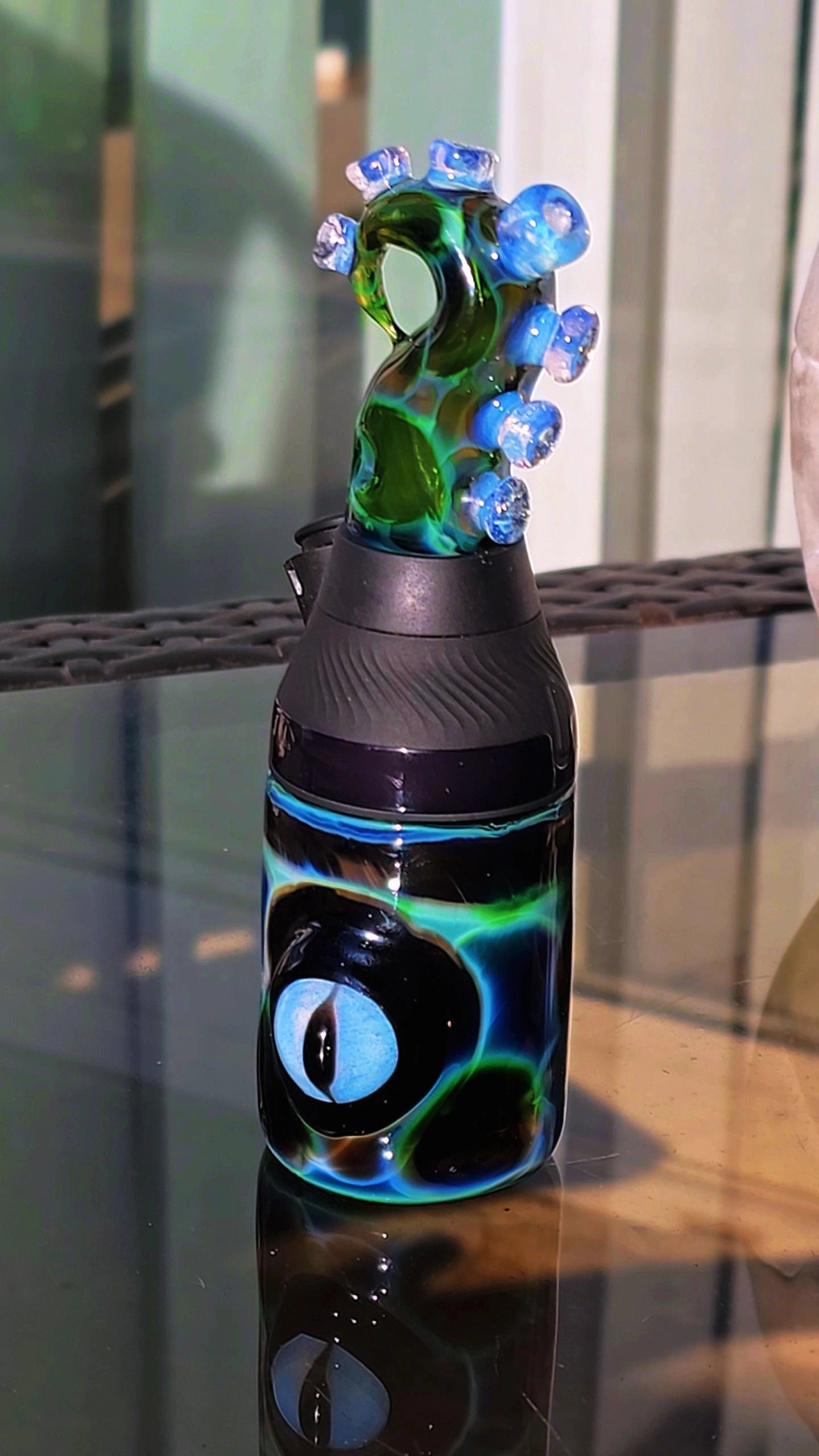 Smokey Electric Xenomorph Proxy Glass Bottom & Tentacle Mouthpiece