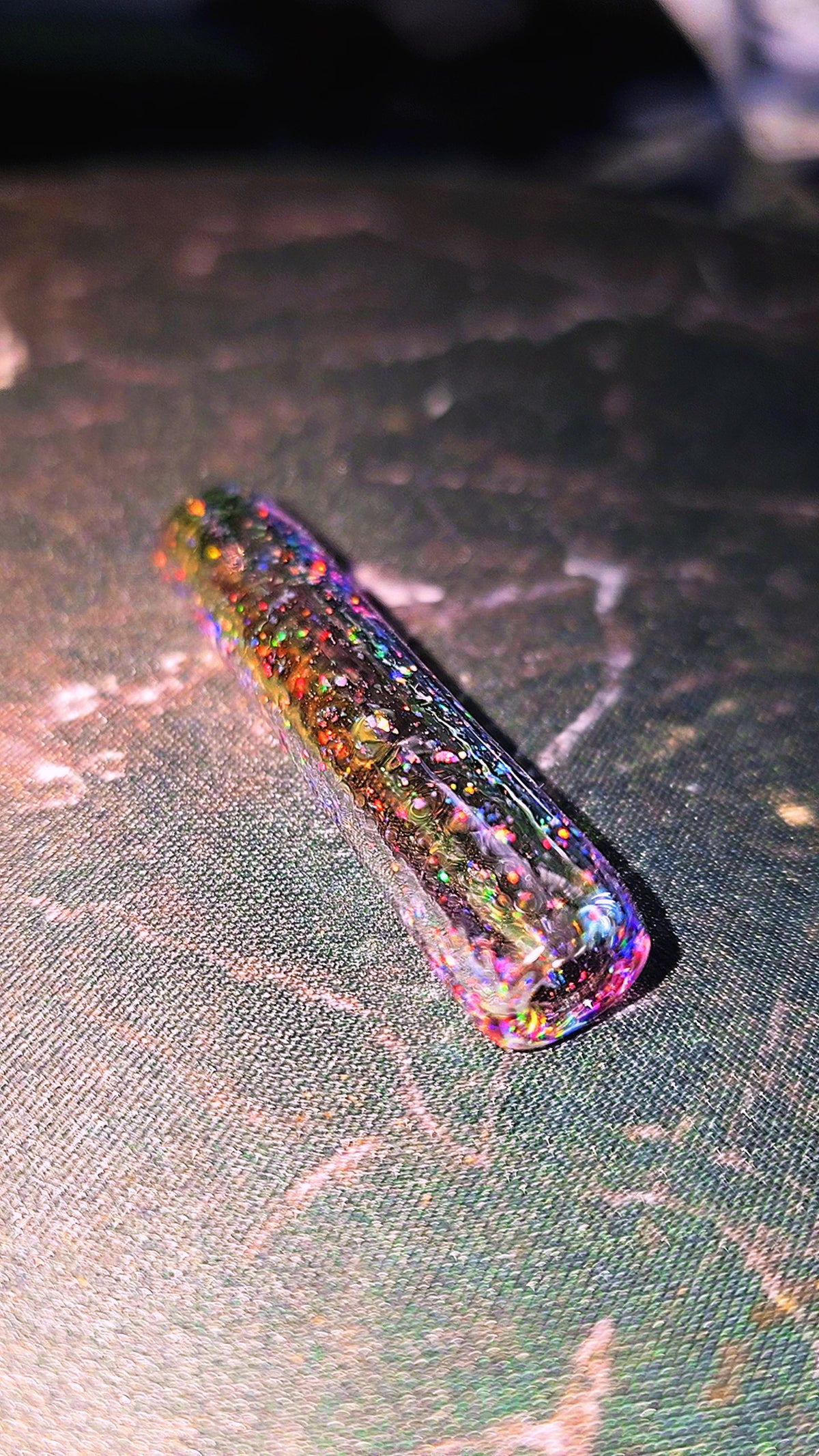 Transparent Linework Crushed Opal Glass Rolling Tip