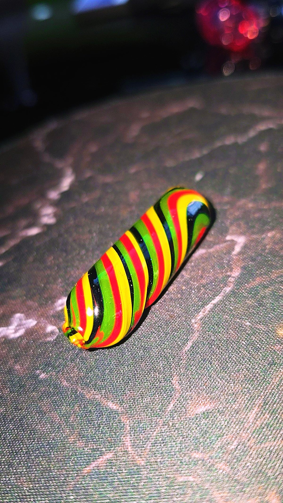 Green Yellow Red & Black Swirl Linework Glass Rolling Tip