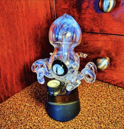 Secret White Kraken – Octopus Tentacle Glass Attachment (Puffco Peak Compatible) - Summon the deep...